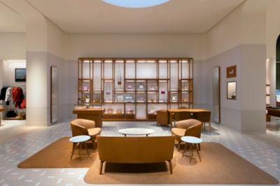 Hermès' new store in Place Vendôme | Hermès UAE